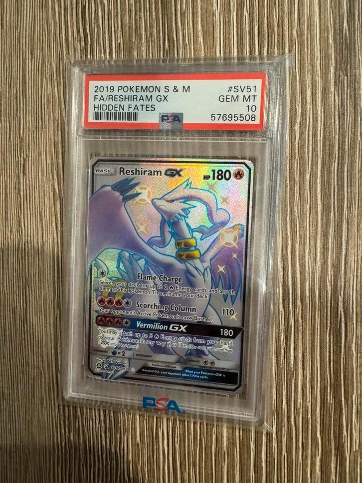Reshiram GX S&M #SV51 PSA10 Pokemon Kaart, Hobby en Vrije tijd, Verzamelkaartspellen | Pokémon, Nieuw, Losse kaart, Ophalen
