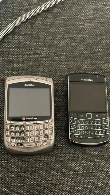 BlackBerry 8700 + BlackBerry 9700
