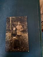 foto Duitse soldaat met vrouw ca 1915, Verzamelen, Foto's en Prenten, Foto, Ophalen of Verzenden, Zo goed als nieuw, Voor 1940