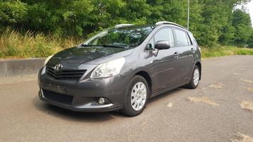 Toyota Verso 1.6 Benzine Bj.2009 Met 216.000 Km.  beschikbaar voor biedingen