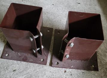 2 paal houders 100 mmx100 mm beschikbaar voor biedingen