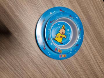 Bumba plat bordje en diep bordje beschikbaar voor biedingen