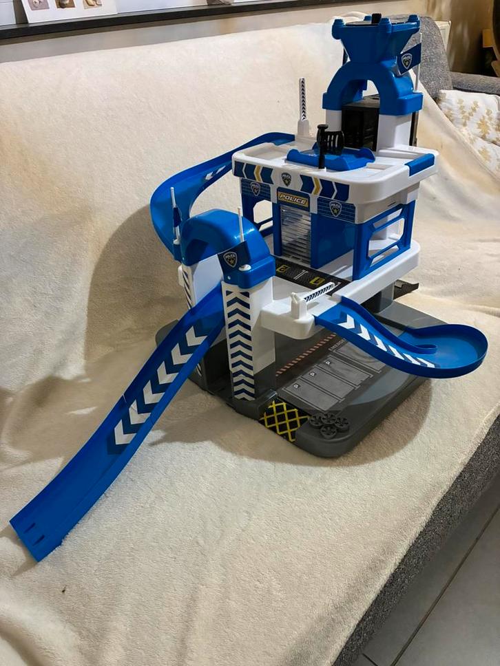 Speelgoed parkeertoren, Kinderen en Baby's, Speelgoed |Speelgoedvoertuigen, Zo goed als nieuw, Ophalen