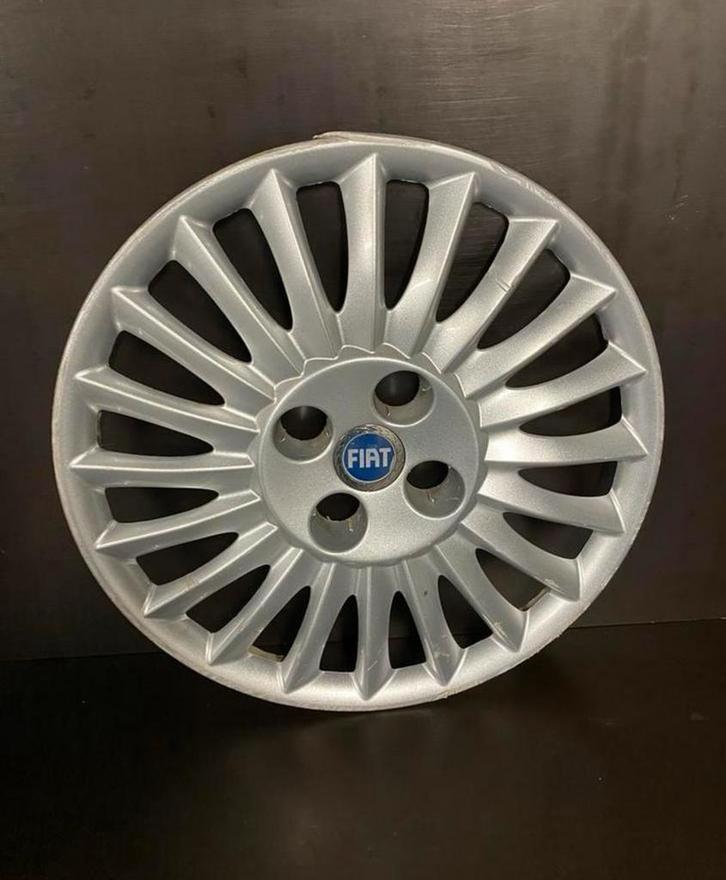 1 originele Fiat punto doblo 15" wieldop, Auto diversen, Wieldoppen, Gebruikt, Ophalen of Verzenden