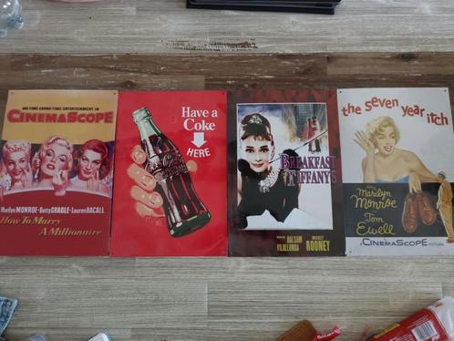 Te koop: Set van 4 retro metalen borden, Verzamelen, Retro, Huis en Inrichting, Ophalen