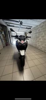 Kawasaki z900 / 2022 / 2500 km, Motos, Particulier, Sport