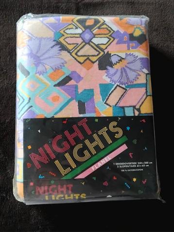 Vintage 'Night Lights' Flanel Dekbedovertrek 240x200 cm  beschikbaar voor biedingen