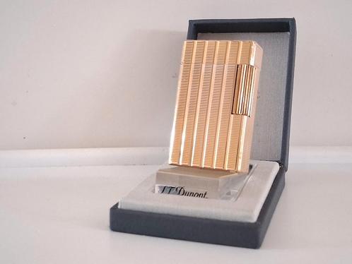 Dupont Aansteker 20U Verguld Goud Kleur + Dupont Doosje., Verzamelen, Rookartikelen, Aanstekers en Luciferdoosjes, Gebruikt, Aansteker