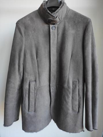 Veste pour homme agneau retourné Armani. Gris. beschikbaar voor biedingen