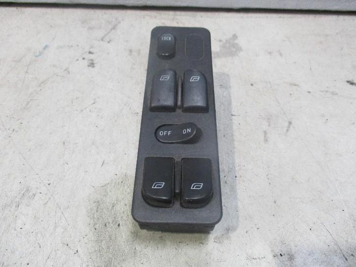 RAAMSCHAKELAAR MIDDEN VOOR Saab 900 II (45-19-120), Auto-onderdelen, Dashboard en Schakelaars, Saab, Gebruikt