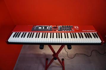 Nord Electro 6D 73 jong gebruikt