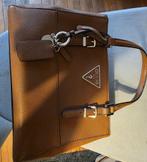 Handtas Guess, Handtassen en Accessoires, Tassen | Damestassen, Ophalen, Zo goed als nieuw, Bruin, Handtas