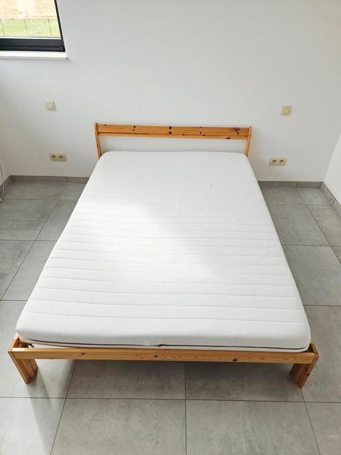 Bed + matras IKEA – goede staat – afhalen Pepingen, Huis en Inrichting, Slaapkamer | Bedden, Zo goed als nieuw, Tweepersoons, 140 cm