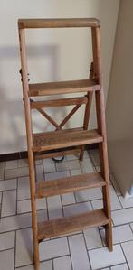 Oude houten ladder met 4 treden vintage pitch pine, Ladder, Gebruikt, Opvouwbaar of Inschuifbaar, Minder dan 2 meter