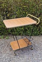 Vintage toetje, Huis en Inrichting, Tafels | Sidetables, Gebruikt, Metaal, Ophalen