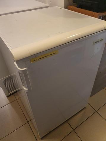️ Compacte en handige tafeldiepvriezer, ideaal voor kleiner beschikbaar voor biedingen