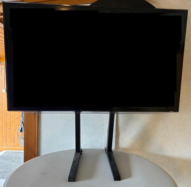 Moniteur Samsung Series 6, Informatique & Logiciels, Moniteurs, Utilisé, 61 à 100 Hz, LED, Full HD, Enlèvement