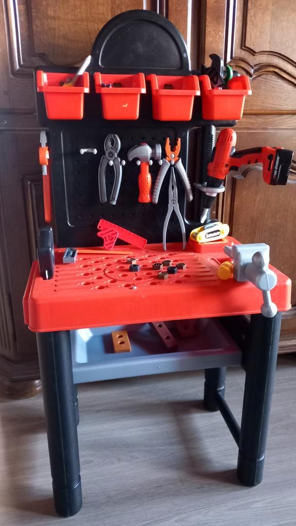 Smoby kinderwerkbank, Kinderen en Baby's, Speelgoed | Speeltafels, Ophalen