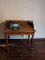 Ancien bureau, Enlèvement