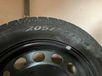 Pirelli winterbanden op stalen velg., Auto-onderdelen, Banden en Velgen, Ophalen, Gebruikt, 16 inch, Banden en Velgen