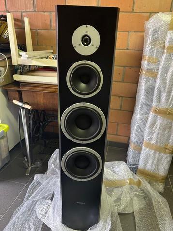 Dynaudio Floorstand speaker inclusief front speakergrill, Autres marques, Comme neuf, Enlèvement, Haut-parleurs Frontaux, Arrière ou Stéréo
