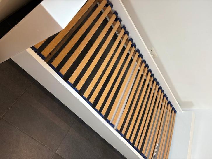 1-persoons bed, Huis en Inrichting, Slaapkamer | Bedden, Zo goed als nieuw, Eenpersoons, 100 cm, 220 cm, Hout, Wit, Ophalen