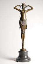 art Nouveau. Belle sculpture en bronze- signée D.H.Chiparus, Antiek en Kunst, Kunst | Beelden en Houtsnijwerken, Ophalen of Verzenden