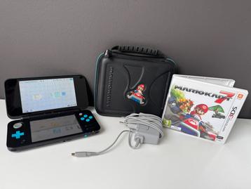 New nintendo 2ds xl met mariokart en opberghoes beschikbaar voor biedingen