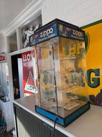 Vitrine publicitaire ZIPPO old shop, Enlèvement, Utilisé, Table lumineuse ou lampe (néon)