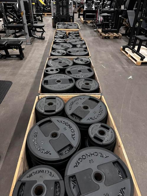 Grote partij Technogym 50mm Rubberen Pu Gewichten, Sport en Fitness, Fitnessmaterialen, Gebruikt, Halterschijven, Ophalen