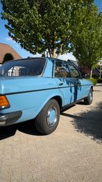 Mercedes W123 240D in zeer nette staat. Bj1982, Auto's, Mercedes-Benz, Beige, Leder, Particulier, Te koop