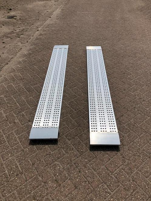 Nieuwe aluminium oprijplaten 244x30 1700kg per set rijplaten, Auto diversen, Aanhangwagen-onderdelen, Ophalen of Verzenden