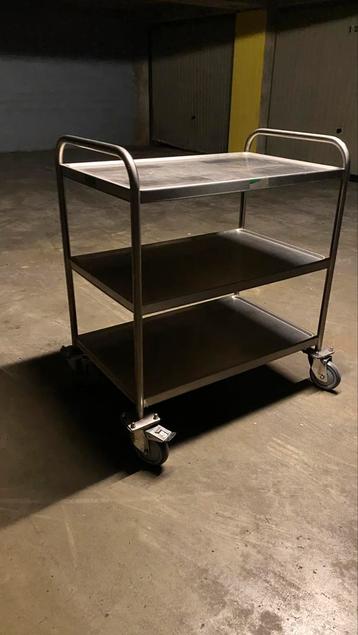 Chariot de transport de travail beschikbaar voor biedingen