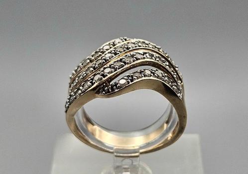 Gouden Vintage ring met diamanten. Ca: 0.40 ct. 2025/255., Handtassen en Accessoires, Ringen, Zo goed als nieuw, Dame, 17 tot 18