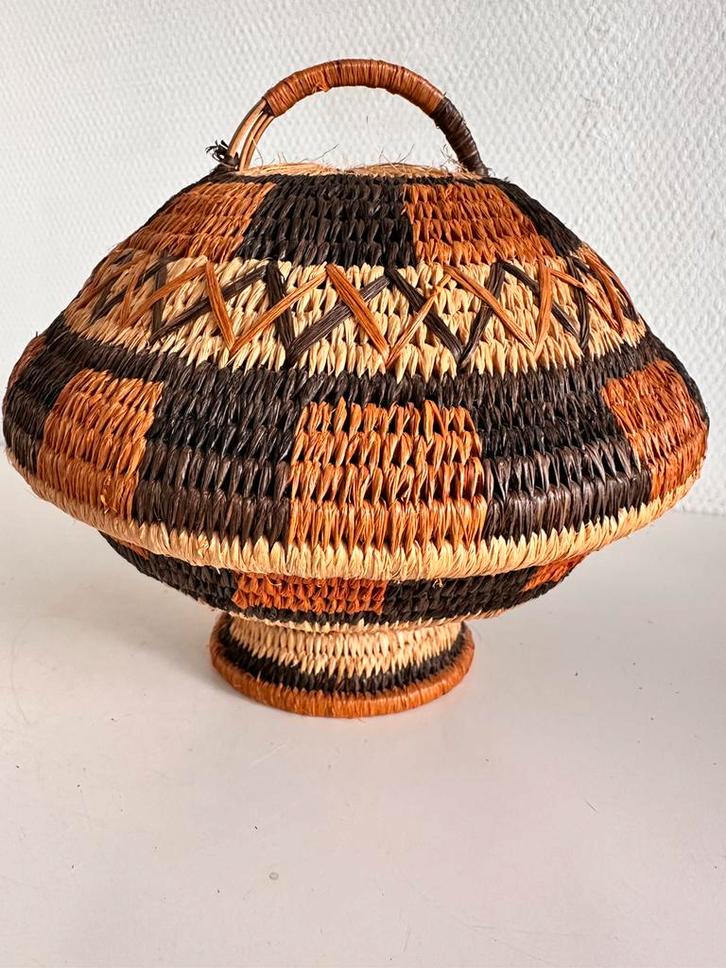 Antiek Kuba mandje Afrikaanse kunst collectie antropoloog, Antiek en Kunst, Kunst | Niet-Westerse kunst, Verzenden