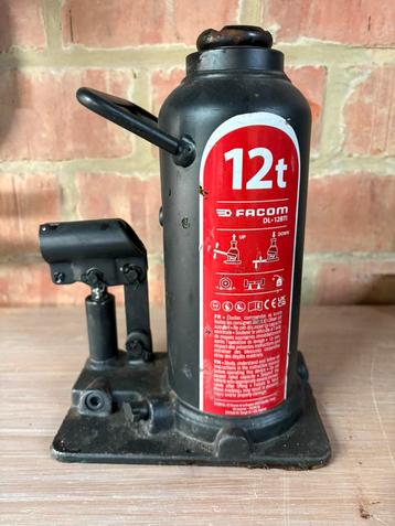 Facom 12Ton fleskrik nieuw beschikbaar voor biedingen