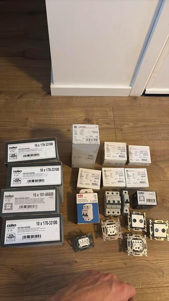 Stekkers en elektrische, Hobby en Vrije tijd, Verzamelkaartspellen | Magic the Gathering, Zo goed als nieuw, Ophalen