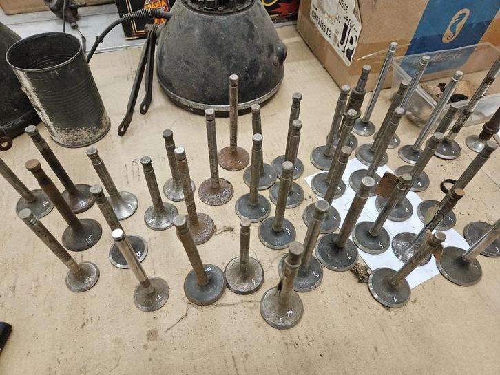 FN KLEPPEN zie lijst, Motoren, Onderdelen | Oldtimers, Verzenden