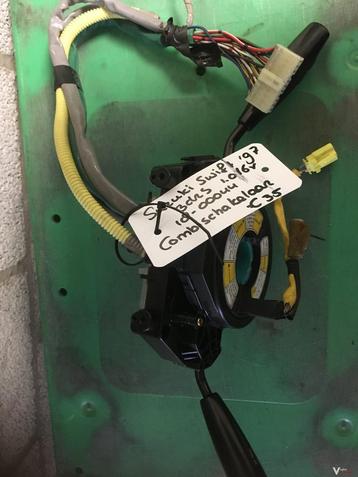 Suzuki swift 1997 combistuurschakelaar beschikbaar voor biedingen