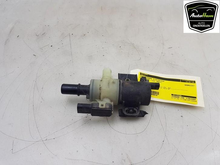 KACHELKRAAN ELEKTRISCH V60 II (ZW) (|32139918|32324886|), Auto-onderdelen, Overige Auto-onderdelen, Volvo, Gebruikt