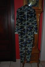 Onésie jongenspyjama „Hema” groen camouflage T152 of 11/12A, Nacht- of Onderkleding, Ophalen of Verzenden, Zo goed als nieuw, Hema
