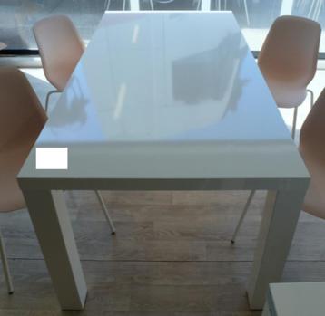 Table IKEA Toresund beschikbaar voor biedingen