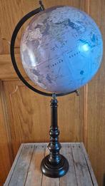 Wereldbol op houten voet 70 cm, Huis en Inrichting, Woonaccessoires | Wereldbollen, Ophalen
