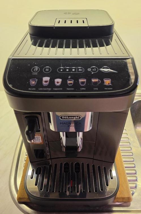 Delonghi Magnifica EVO (ECAM290,81 TB EX), Elektronische apparatuur, Koffiezetapparaten, Zo goed als nieuw, Gemalen koffie, Koffiebonen