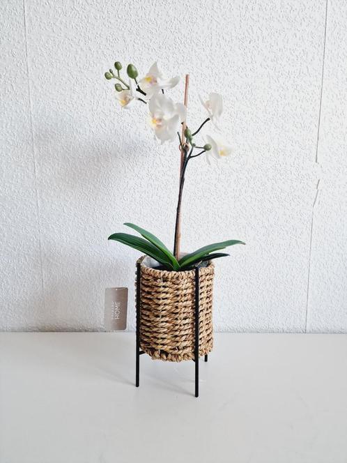 Primark - Vase en osier, sur pieds en métal noir - Neuf !, Maison & Meubles, Accessoires pour la Maison | Vases, Neuf, Noir, Moins de 50 cm