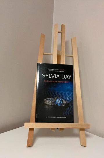 Sylvia day-la nuit leur appartient beschikbaar voor biedingen