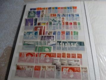 Postzegels Frankrijk (postfris) met plakker