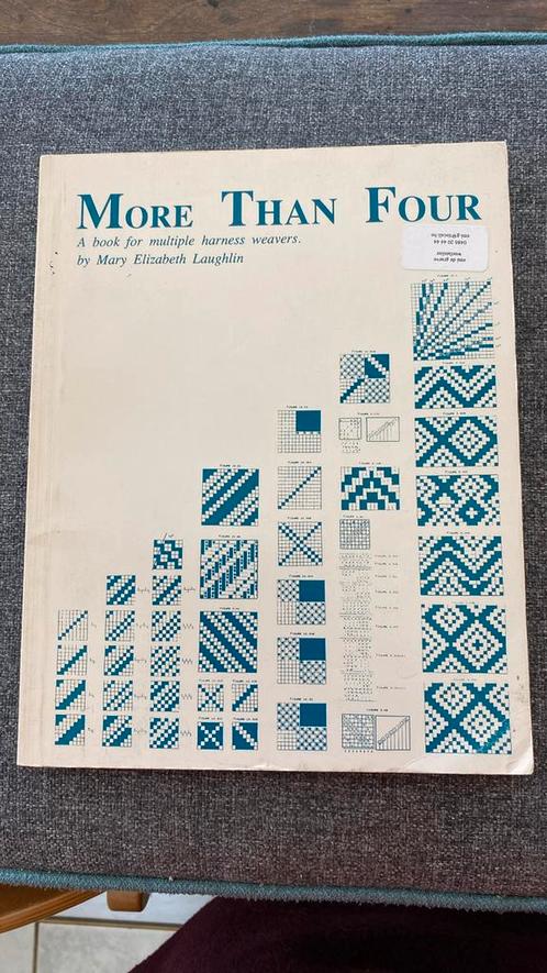 Weefboek more than 4 - for multiple harness, Hobby en Vrije tijd, Cursusmateriaal, Gebruikt, Kunst en Creatief, Boek, Ophalen of Verzenden