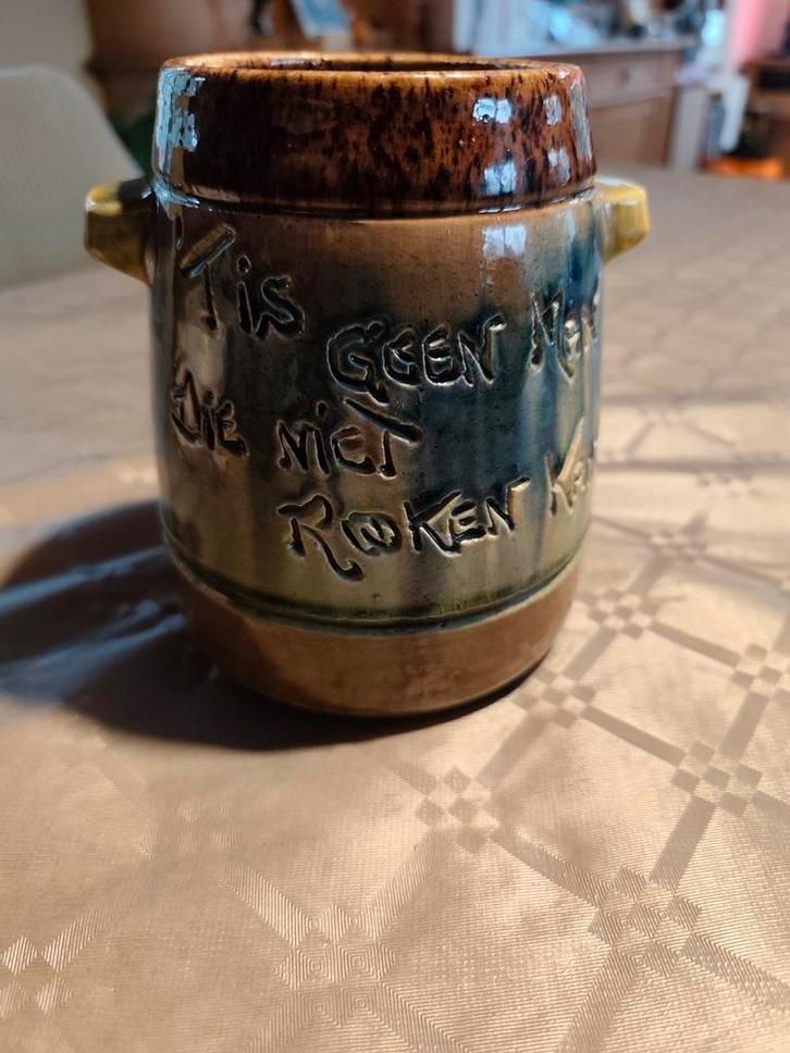 Tabakpot, meer dan 100 jaar oud., Antiek en Kunst, Antiek | Keramiek en Aardewerk, Ophalen of Verzenden