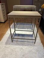 Twee bijzettafels van ijzer en bronskleurig, Ophalen, Zo goed als nieuw